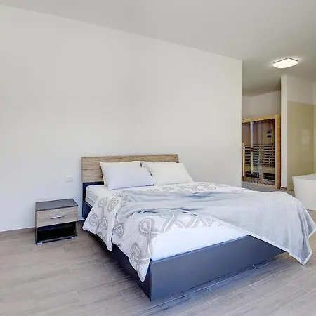 Nauta - Luxury In Vintijan, Near Pula Villa *